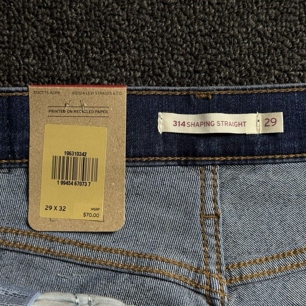 Levi's Women's 314 Shaping Straight Mid-Rise Stretch Denim Jean 29x32 Dark Wash - Picture 15 of 16